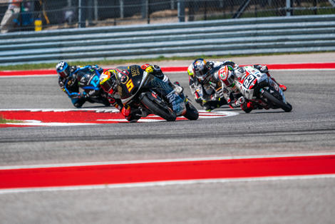 Illustration for article titled Rins Wins; Commandeers COTA Crown from Marquez during MotoGP Race